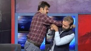 Sher Afzal Marwat and Afnan Ullah fight in Talk show